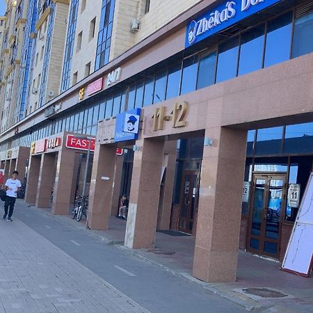 Апартаменты Уютная Квартира С Террасой В Сердце Столицы Taldykol Экстерьер фото